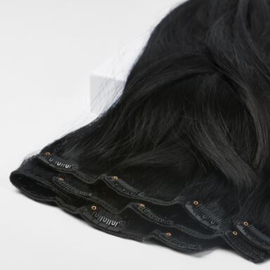 Classic Clip-ins Straight / Medium Volume / 7 pieces 1.0 Black 30 cm